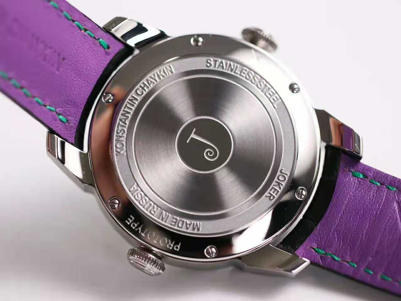 Wristmons Joker